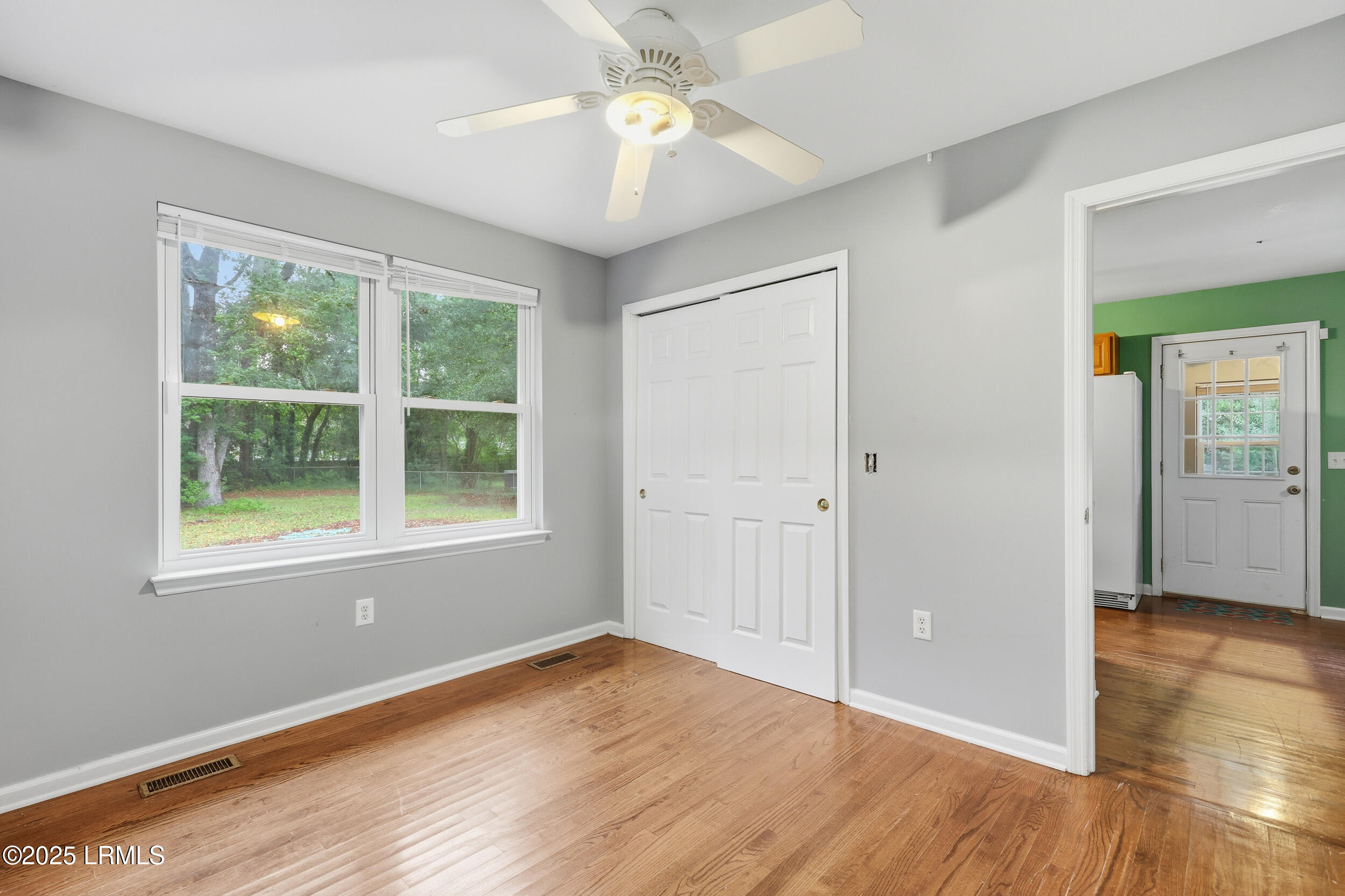 2405 State Rd S-7-277 Beaufort, SC 29902 - Photo 15 of 45 25_ecp_013