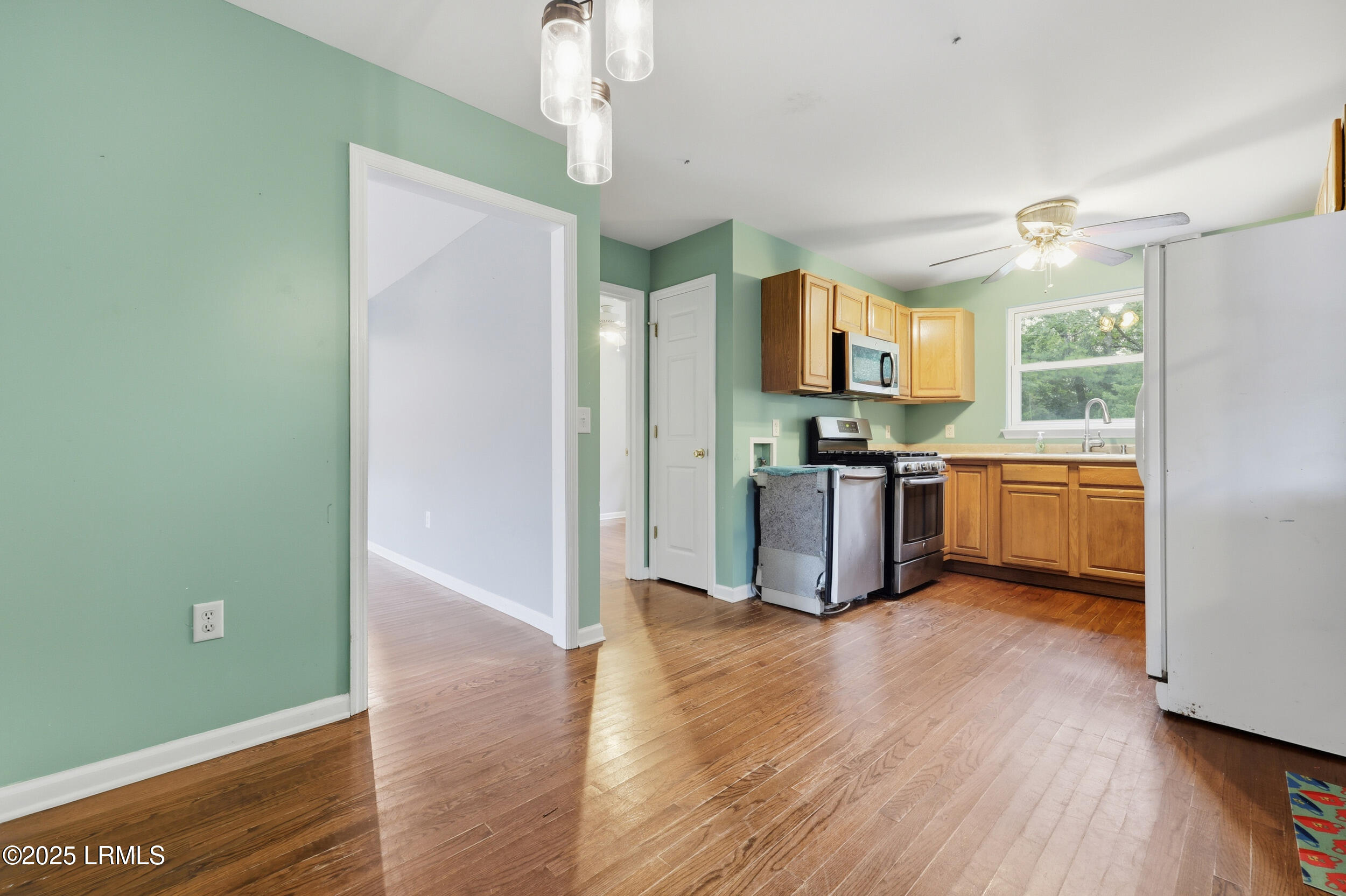 2405 State Rd S-7-277 Beaufort, SC 29902 - Photo 10 of 45 18_ecp_006