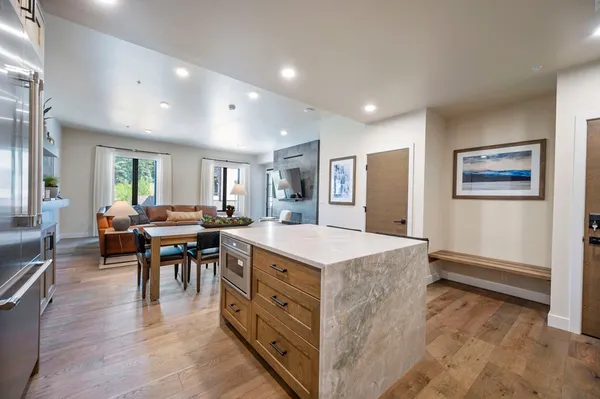 $849,000 | 700 Village Drive, Unit 302, Donnelly, ID 83615