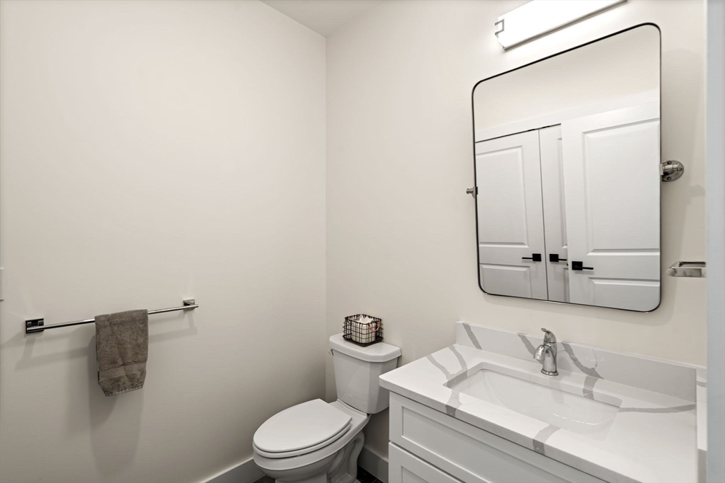 300 Albion Road, Unit 306 Bedford, MA 01730 - Photo 12 of 41 Gallery Image 12