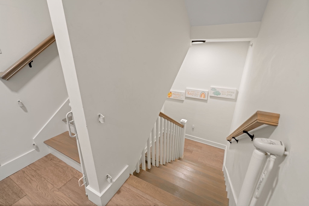 300 Albion Road, Unit 306 Bedford, MA 01730 - Photo 14 of 41 Gallery Image 14