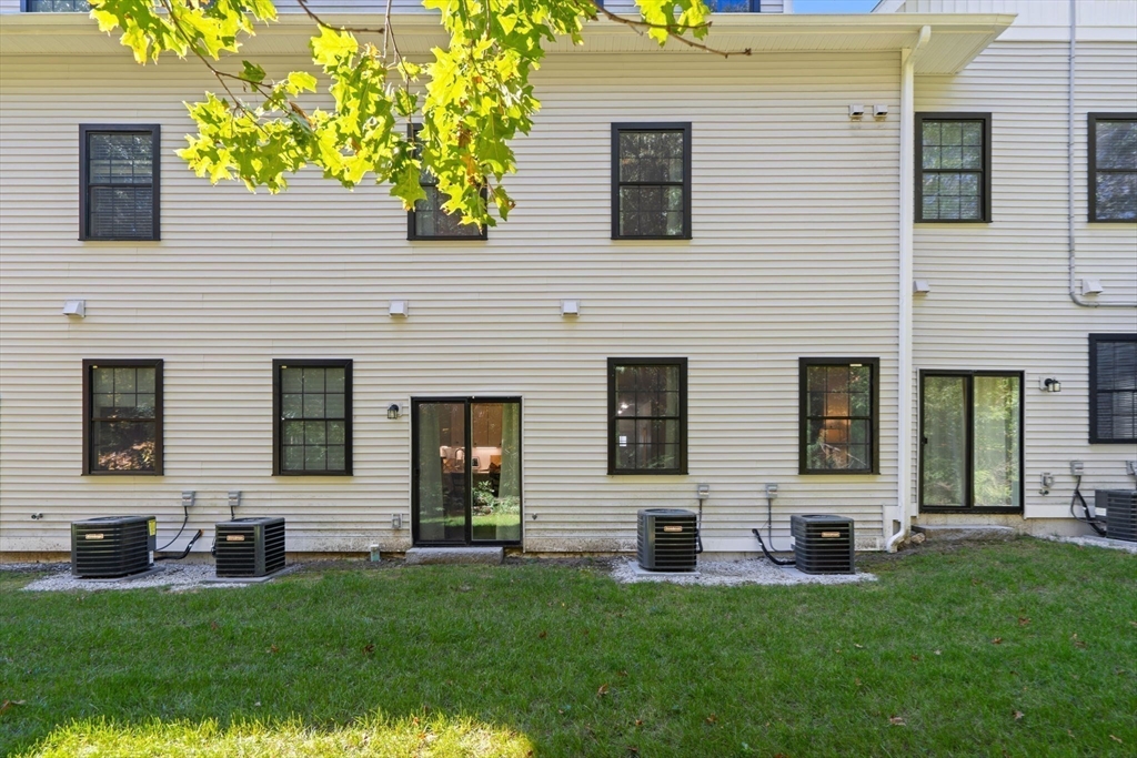 300 Albion Road, Unit 306 Bedford, MA 01730 - Photo 37 of 41 Gallery Image 37