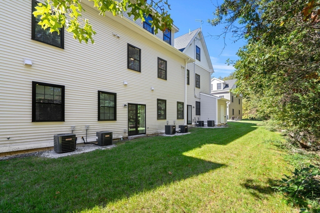 300 Albion Road, Unit 306 Bedford, MA 01730 - Photo 40 of 41 Gallery Image 40