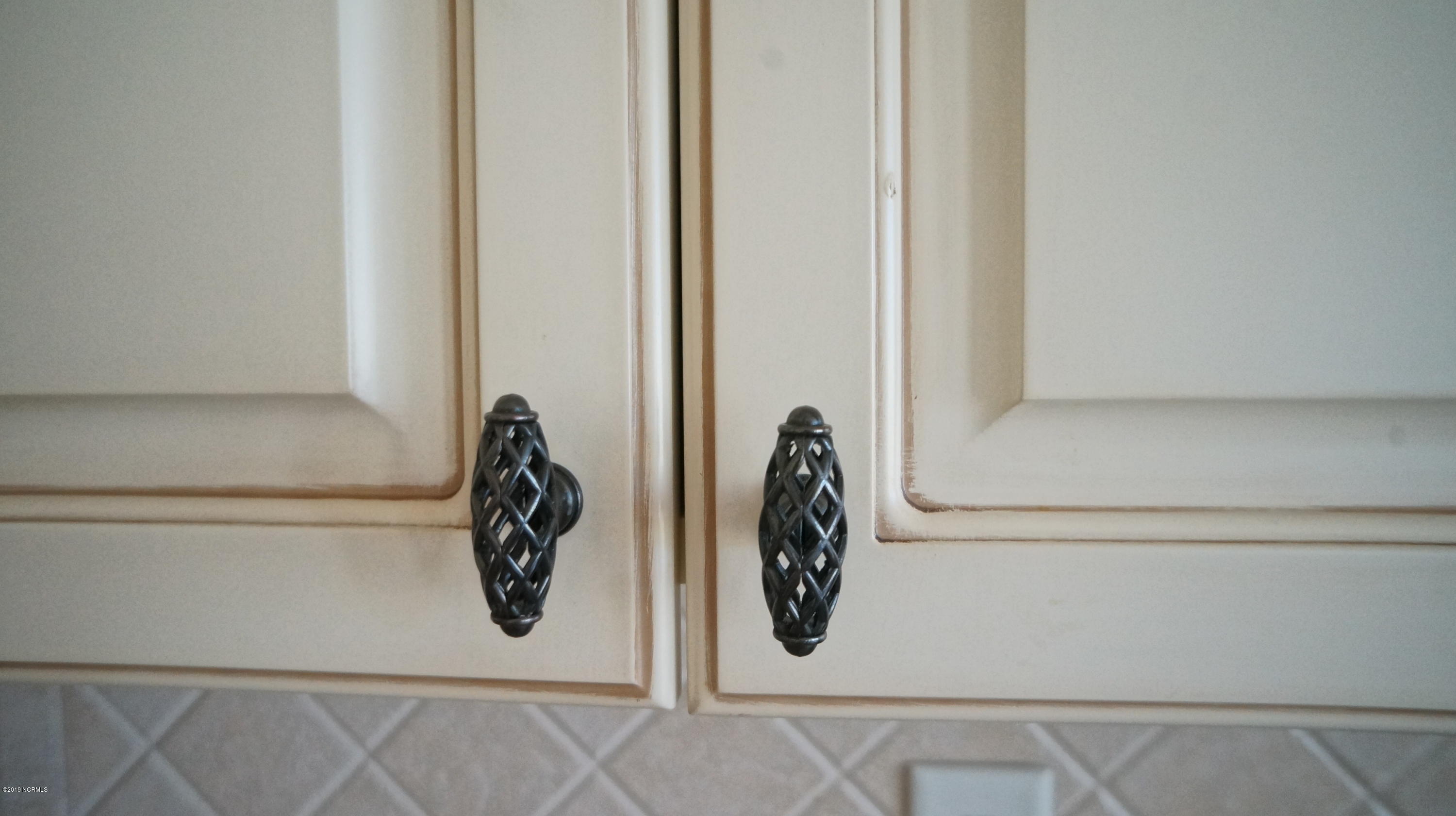108 Mellen Road New Bern, NC 28562 - Photo 53 of 62 Pretty Cabinets