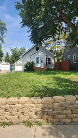 $219,000 | 831 7th Street Northwest, Rochester, MN 55901