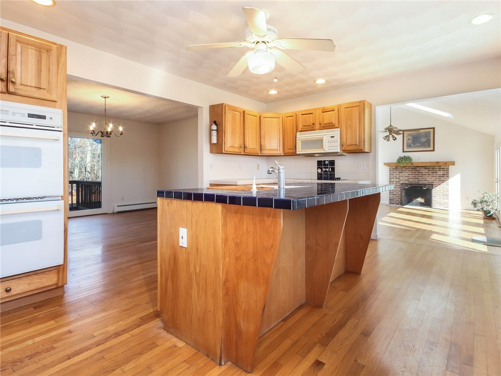 20 Oak Ridge Road Charlestown, RI 02813 - Photo 9 of 30