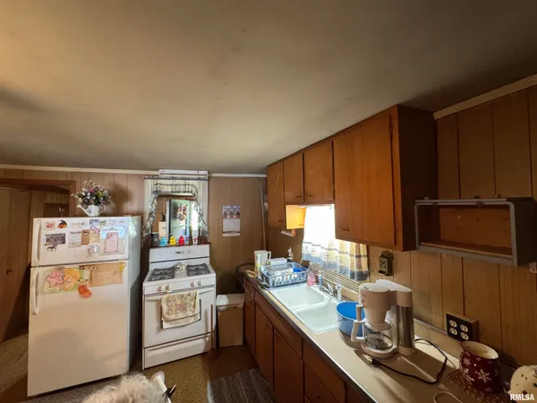 $75,000 | 7550 Mathews Bay Road, Bath, IL 62617