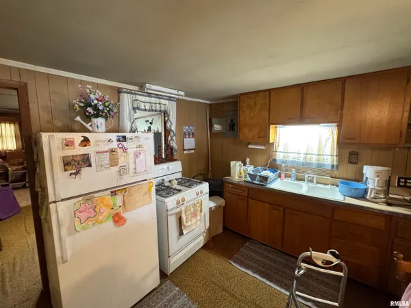 $75,000 | 7550 Mathews Bay Road, Bath, IL 62617