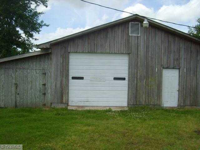 1802 Woodard Road Windsor, NC 27983 - Photo 4 of 5 Exterior Front.