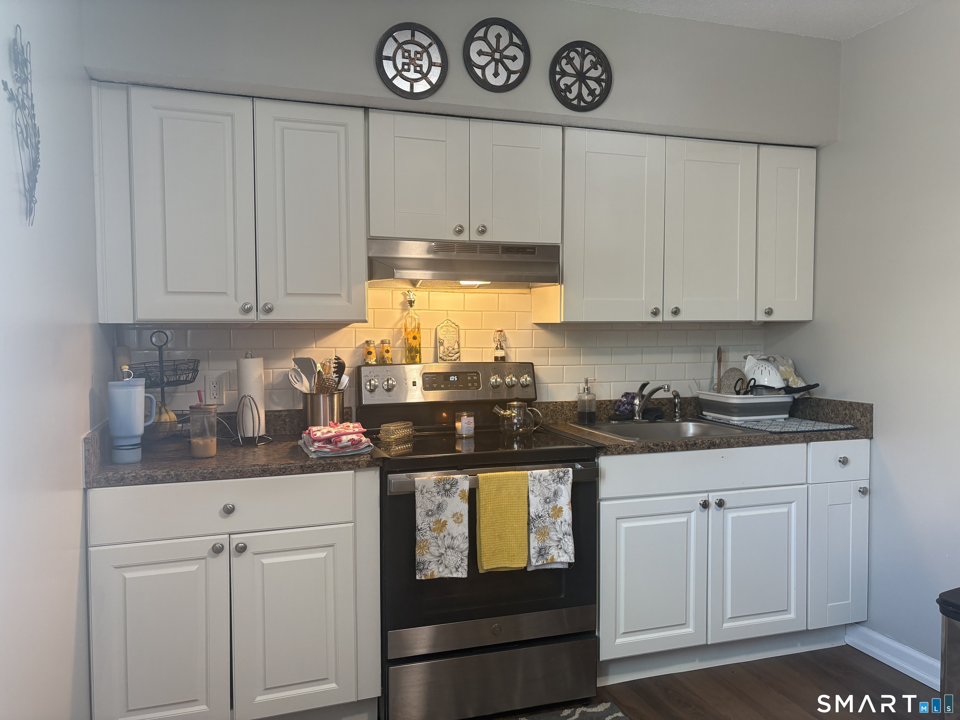 36 Main Street, Unit D Thomaston, CT 06787 - Photo 5 of 13
