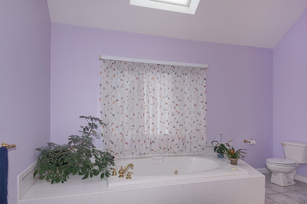 80 Little Pond Road Northborough, MA 01532 - Photo 17 of 27 Gallery Image 17