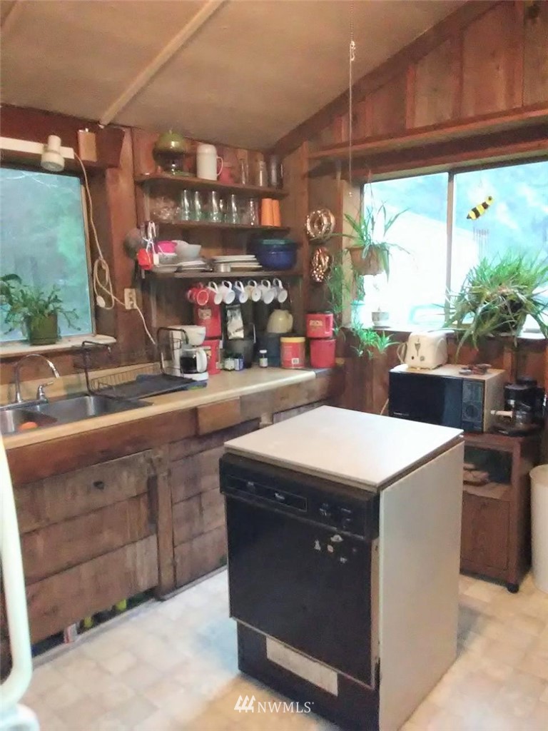46664 Baker Loop Road Concrete, WA 98237 - Photo 8 of 14 Gallery Image 8