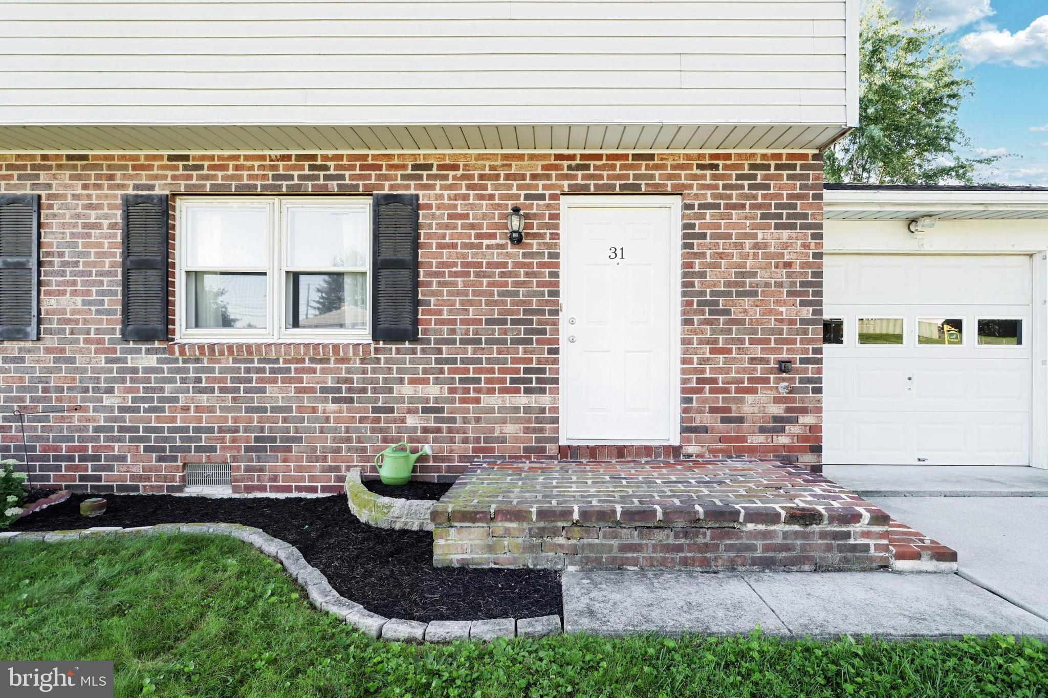 31 Oneill Avenue Hanover, PA 17331 - Photo 3 of 24 Gallery Image 3