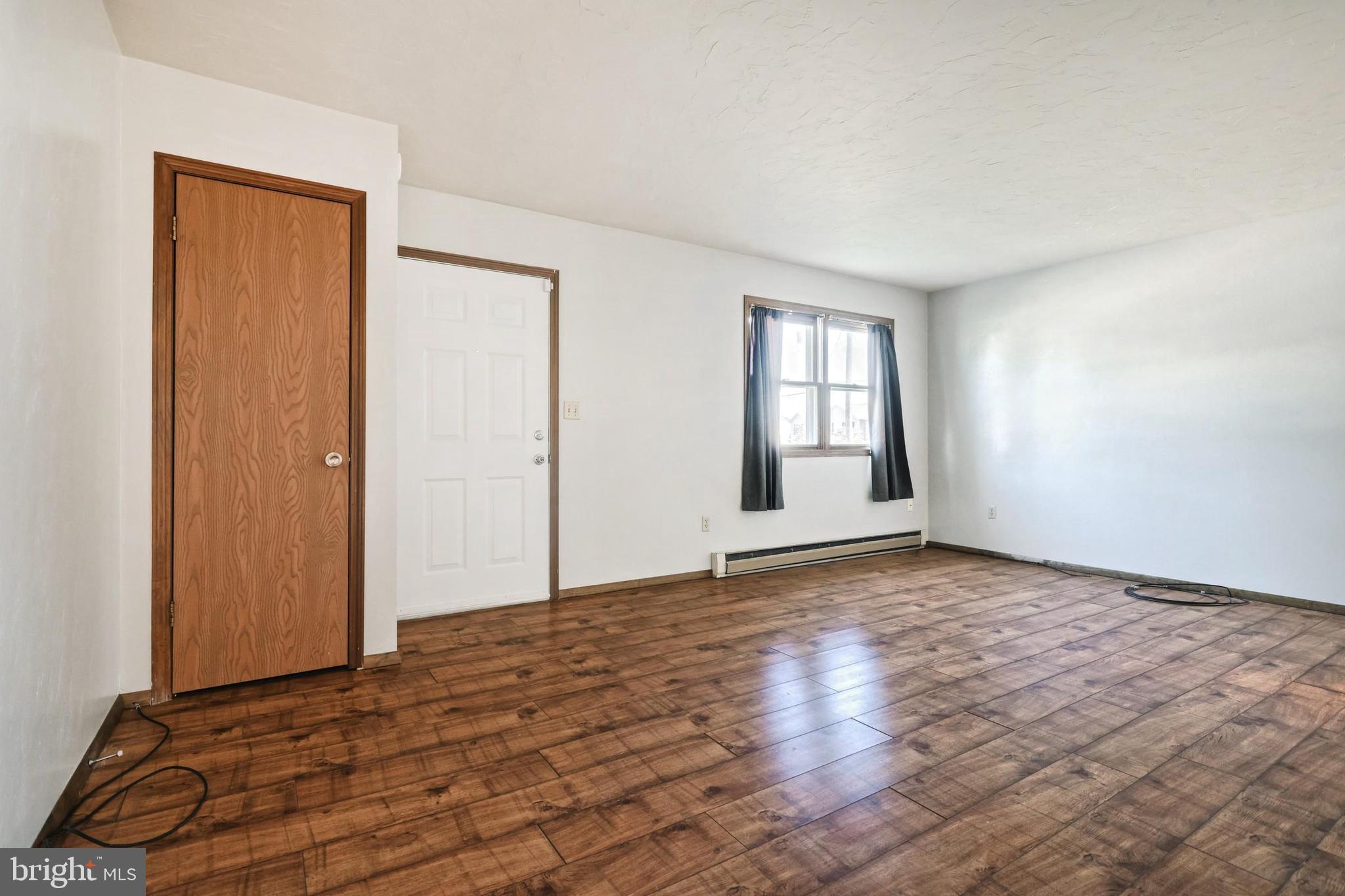 31 Oneill Avenue Hanover, PA 17331 - Photo 8 of 24 Gallery Image 8