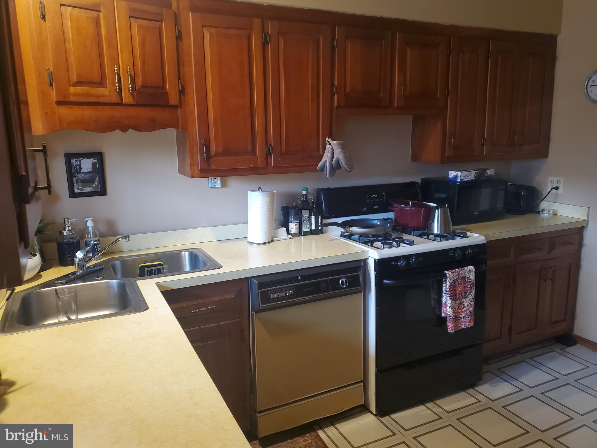 608 Rappolla Street Baltimore, MD 21224 - Photo 6 of 13