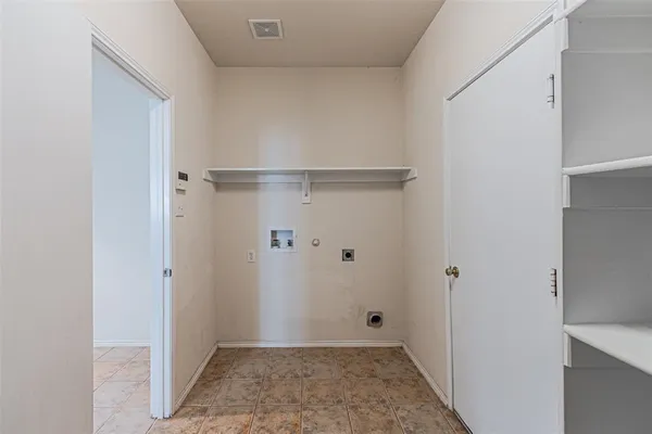 $380,000 | 7804 Hidden Path Lane, Denton, TX 76210