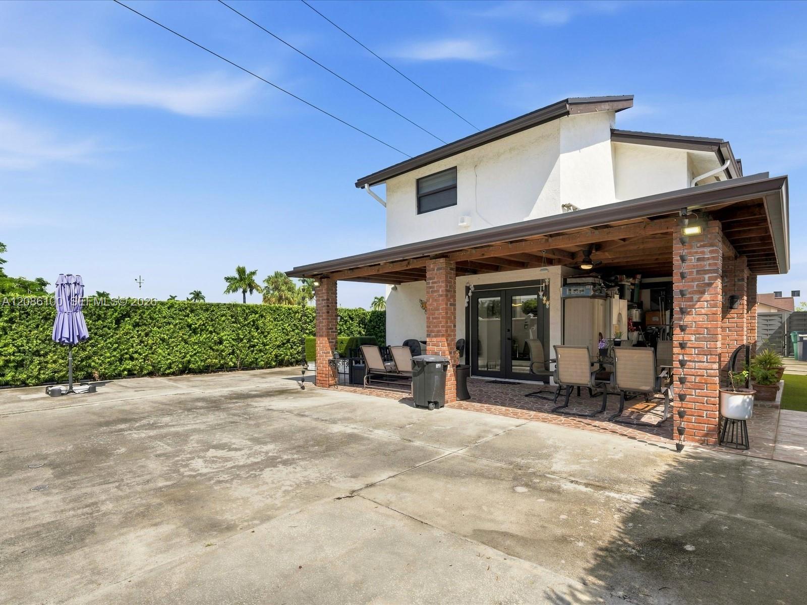 9152 Southwest 6th Street Miami, FL 33174 - Photo 43 of 56 Gallery Image 43