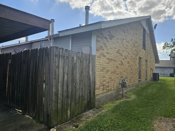 $1,480 | 1983 Countryside Village Boulevard, Unit A, Humble, TX 77338