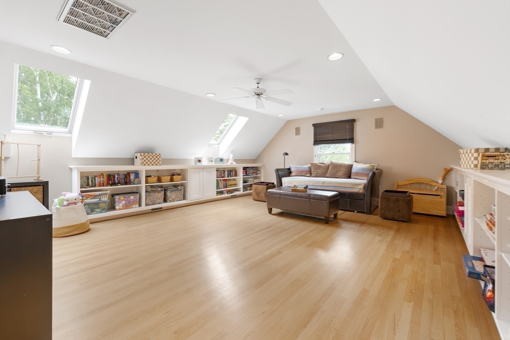 99 Huntington Road Newton, MA 02458 - Photo 14 of 36