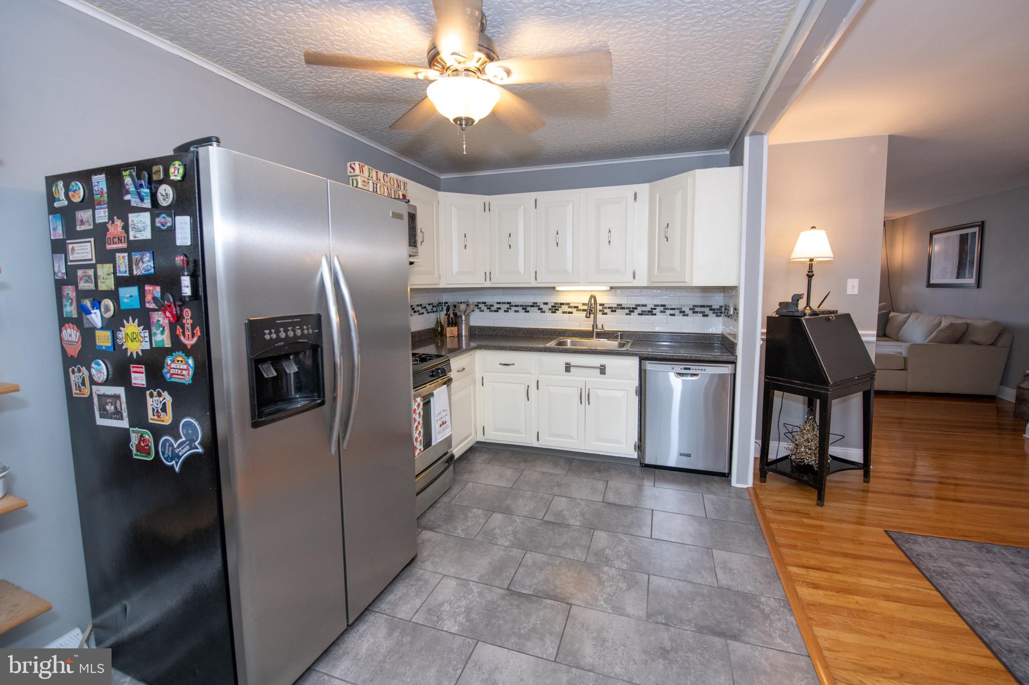 12727 Cabell Road Philadelphia, PA 19154 - Photo 11 of 52