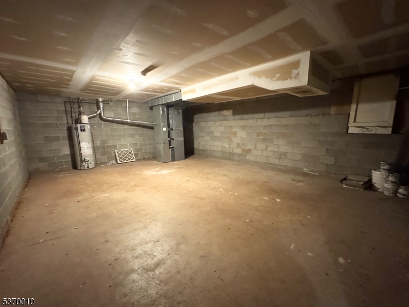 76 Jamestown Road Bernards, NJ 07920 - Photo 14 of 20 a view of a garage