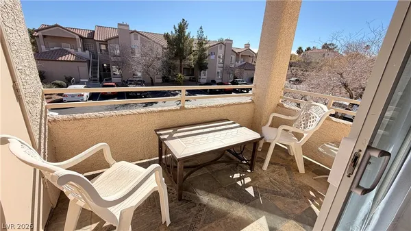 $1,700 | 75 North Valle Verde Drive, Unit 1423, Henderson, NV 89074