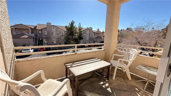$1,700 | 75 North Valle Verde Drive, Unit 1423, Henderson, NV 89074