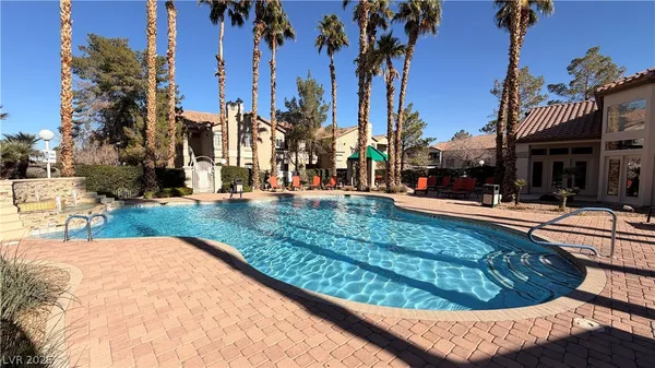 $1,700 | 75 North Valle Verde Drive, Unit 1423, Henderson, NV 89074