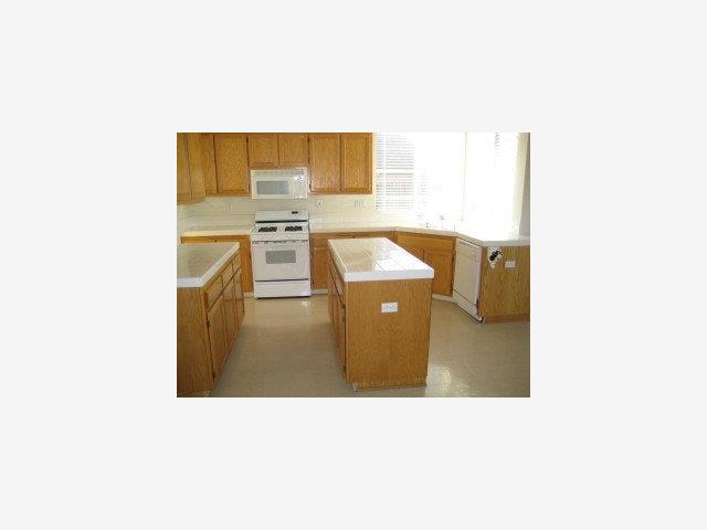 2741 Valley View Road Hollister, CA 95023 - Photo 3 of 9 Gallery Image 3