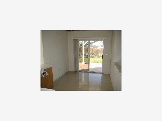 2741 Valley View Road Hollister, CA 95023 - Photo 4 of 9 Gallery Image 4