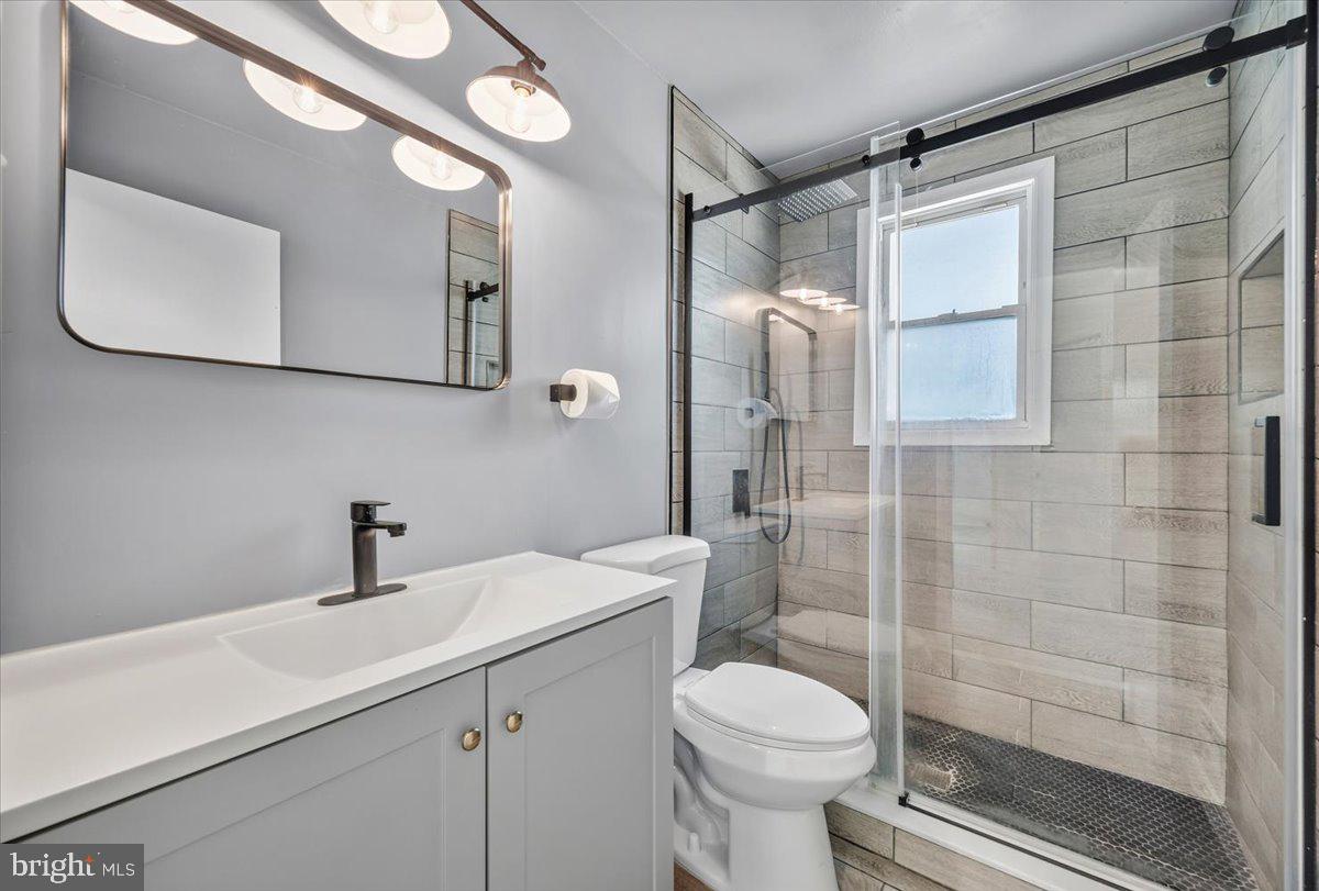 432 Madingley Road Linthicum Heights, MD 21090 - Photo 13 of 42 Upper Level Bath