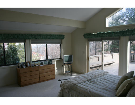 31 Maolis Road Nahant, MA 01908 - Photo 3 of 8 Gallery Image 3