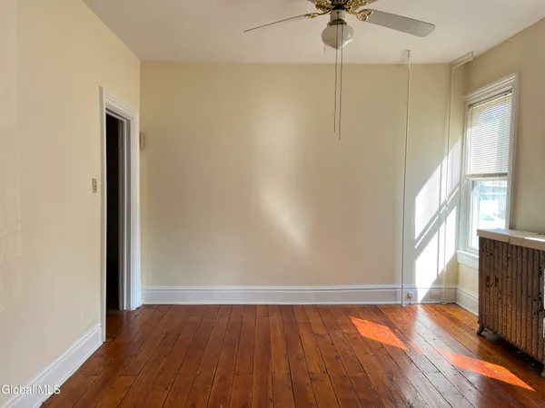 $415,000 | 9 North Franklin Street, Athens Village, NY 12015