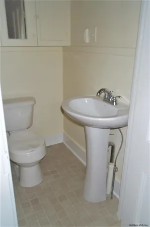 $415,000 | 9 North Franklin Street, Athens Village, NY 12015