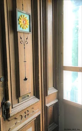 $415,000 | 9 North Franklin Street, Athens Village, NY 12015