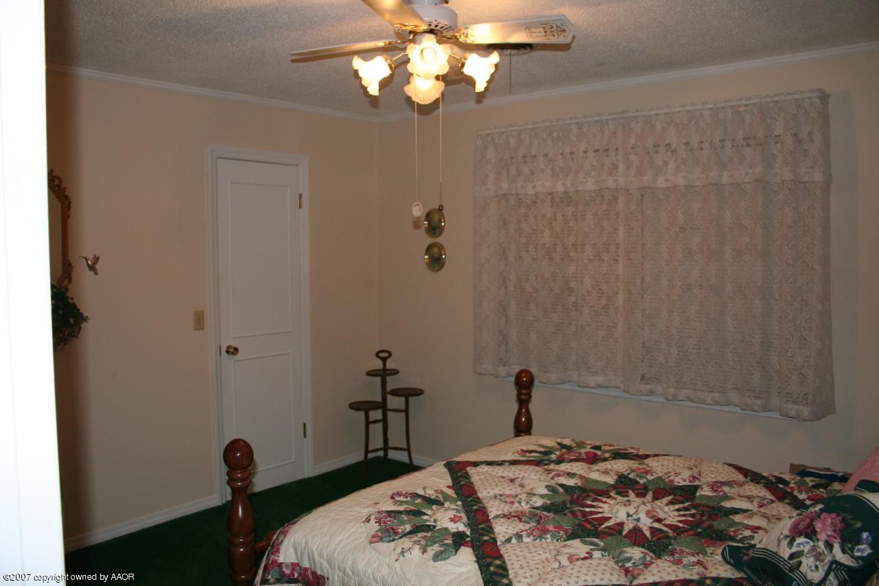 4804 Carole Lane Amarillo, TX 79110 - Photo 8 of 10 BEDROOM #2