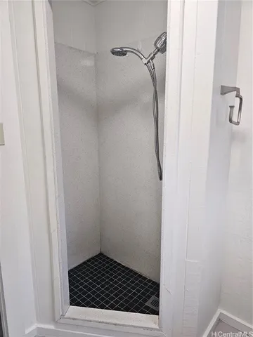 $1,950 | 2361 Pauoa Road, Unit A, Honolulu, HI 96813