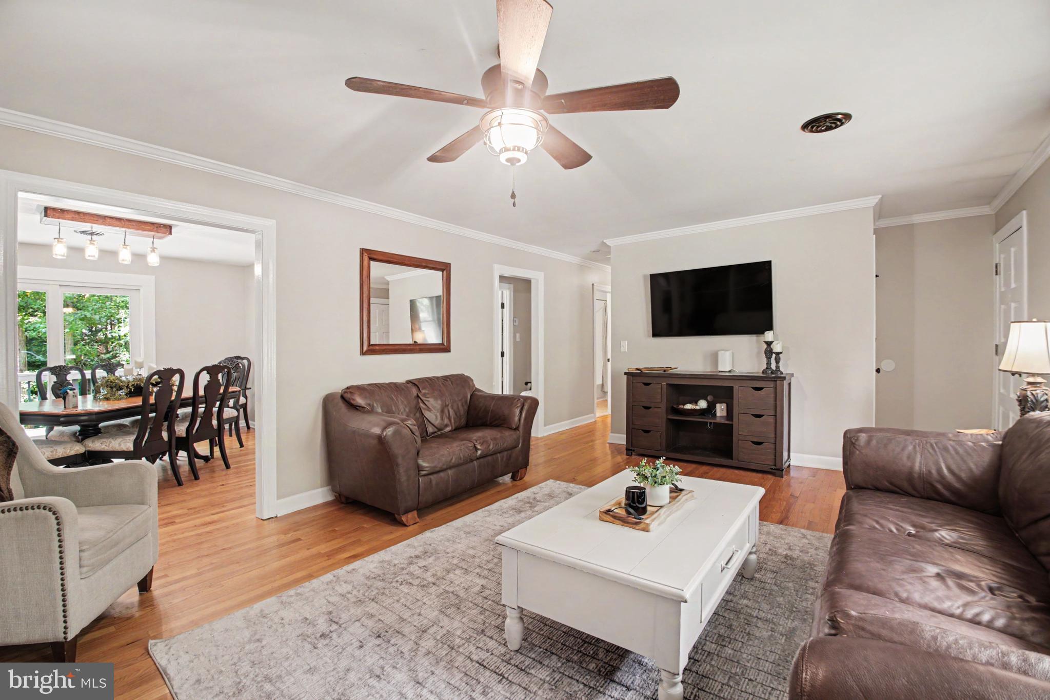 10224 Mill Pond Road Spotsylvania, VA 22551 - Photo 6 of 52 Living Room w/Crown Molding