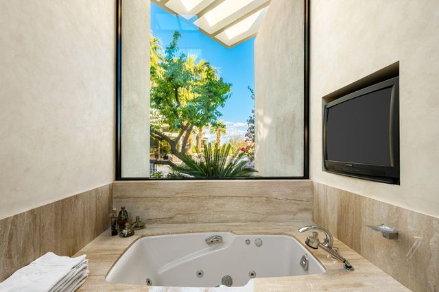 $6,900,000 | 79235 Tom Fazio Lane North, La Quinta, CA 92253