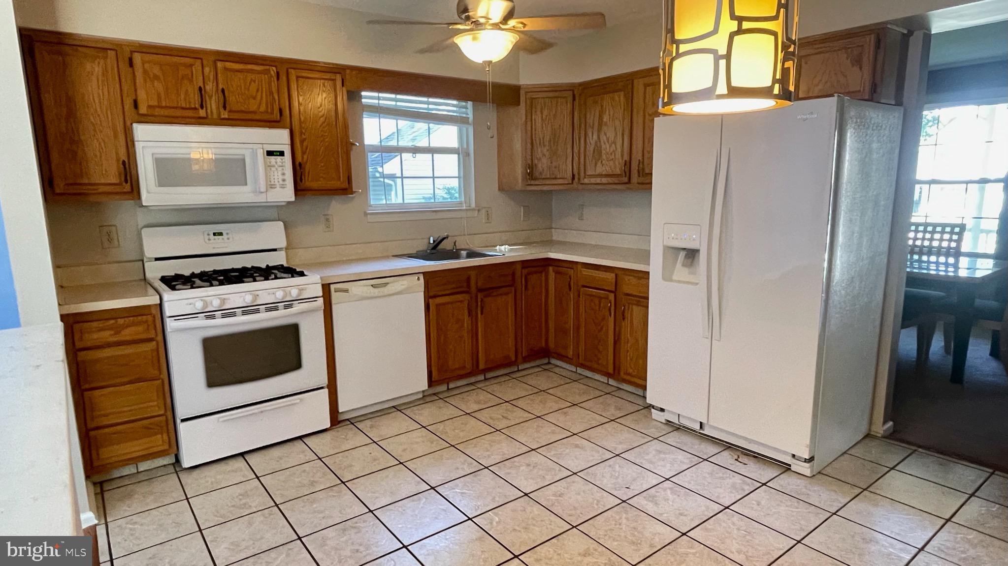 14 Country Club Road Pine Hill, NJ 08021 - Photo 5 of 25