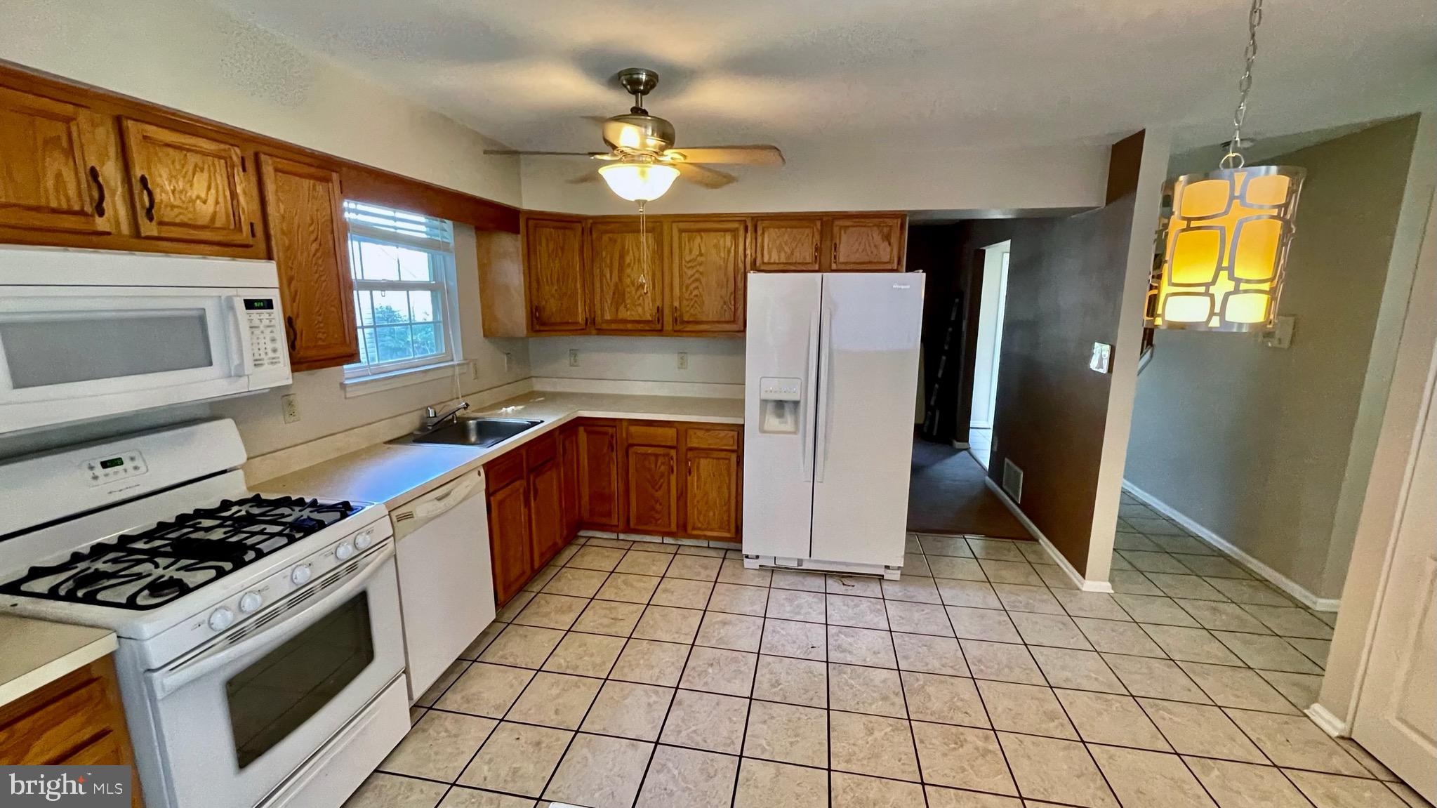 14 Country Club Road Pine Hill, NJ 08021 - Photo 6 of 25