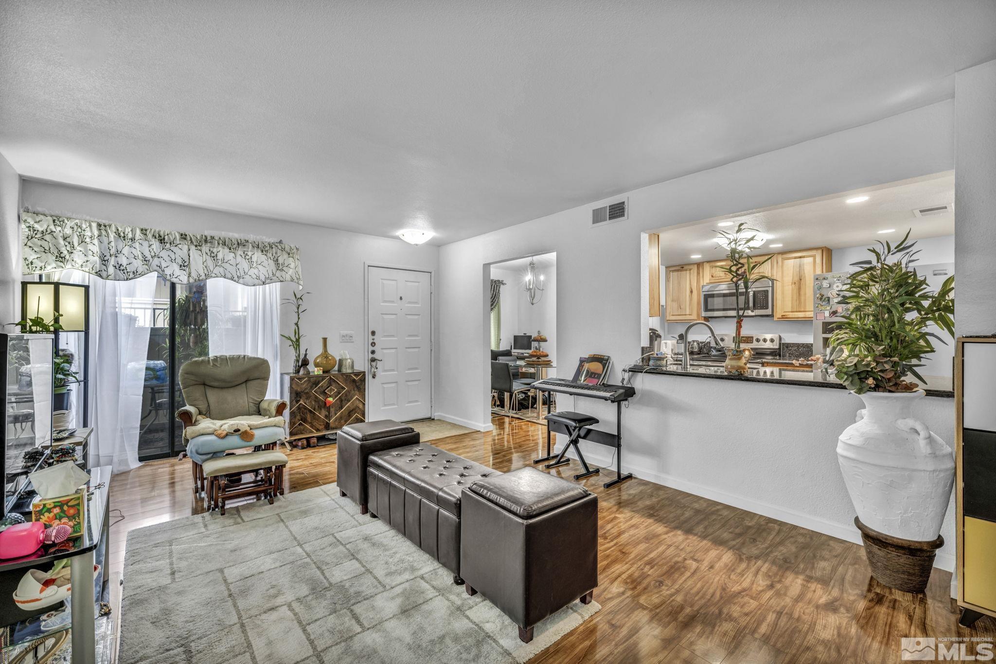 3230 Wedekind Road, Unit 9 Sparks, NV 89431 - Photo 5 of 21 Photo 5