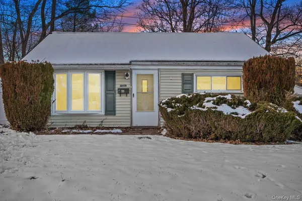 $360,000 | 41 Hurd Avenue, Garnerville, NY 10923