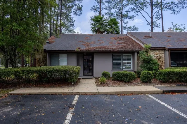 $250,000 | 3711 Northwest 56th Lane, Gainesville, FL 32653