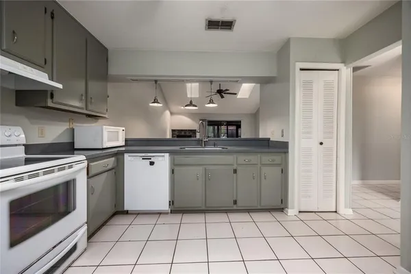 $239,000 | 3711 Northwest 56th Lane, Gainesville, FL 32653