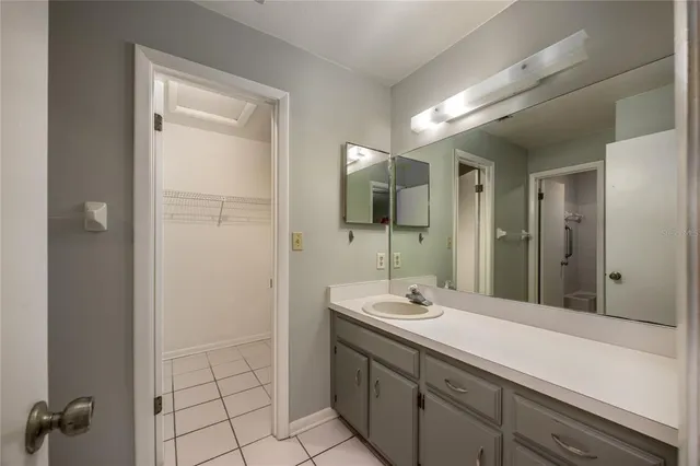 $250,000 | 3711 Northwest 56th Lane, Gainesville, FL 32653