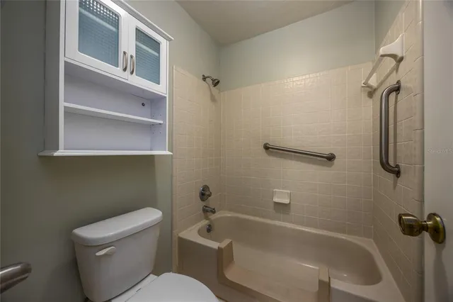 $250,000 | 3711 Northwest 56th Lane, Gainesville, FL 32653