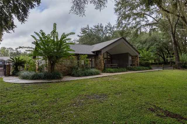 $250,000 | 3711 Northwest 56th Lane, Gainesville, FL 32653