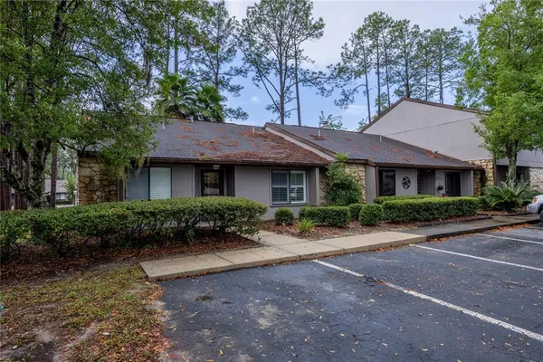 $239,000 | 3711 Northwest 56th Lane, Gainesville, FL 32653