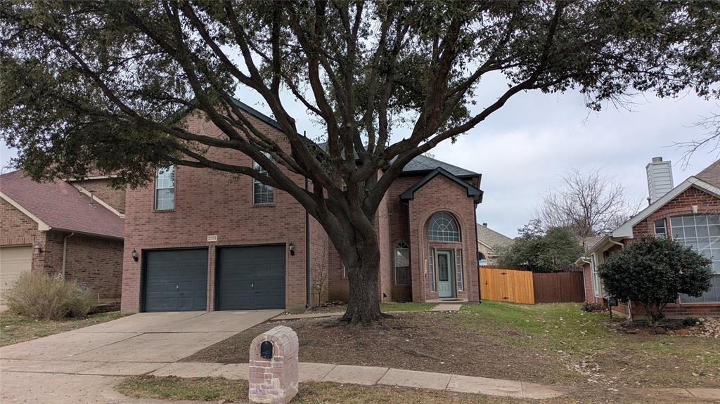 a house view with a outdoor space